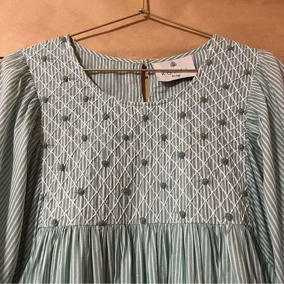 Kopal | The Zeenat Dress Smocked Rosette Bib Popover Sea Green Stripe Size L - Picture 5 of 15
